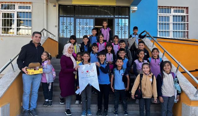 Çamardı Nazmiye Pınar İlkokulu’nda “En Temiz Sınıf” 3/B oldu