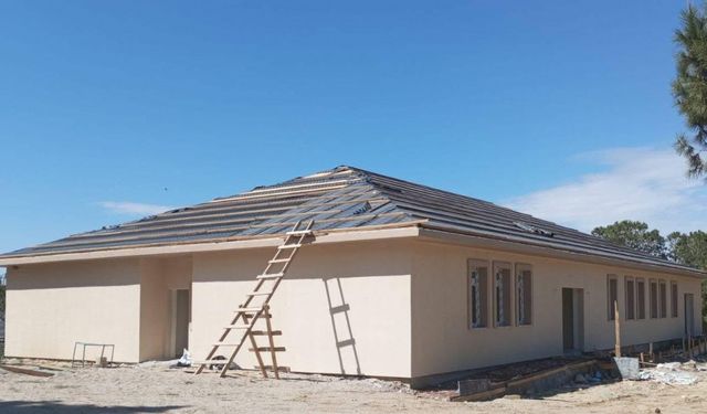 Yarım kalan okul inşaatı yeniden başlıyor