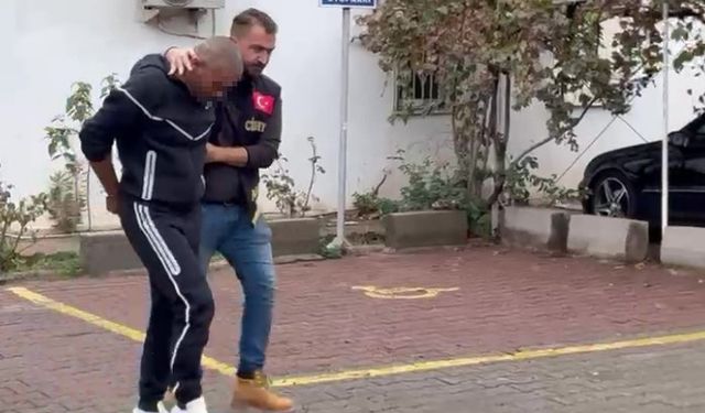 Husumetli akrabasını vurarak öld *üren zanlı adliyeye sevk edildi