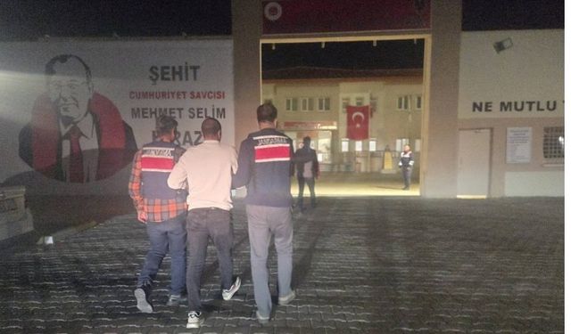 Aranan şahıs jandarma operasyonuyla yakalandı