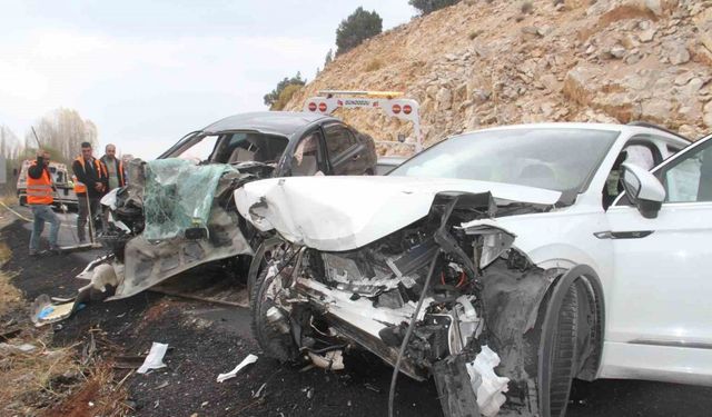 Konya’da otomobiller çarpıştı: 1 ölü, 3 yaralı