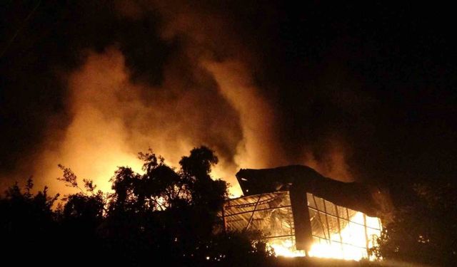 Kundakçı komşu hakim karşısına çıktı: ’Çok pişmanım’ savunması yaptı