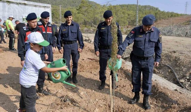 Milli Ağaçlandırma Gününde Bozyazı’da fidanlar toprakla buluştu