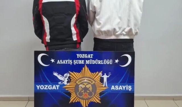 Oyuncak silahla şov yapıp sosyal medyada paylaştılar