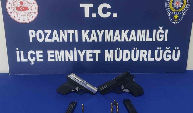 Polisin uygulamasında 2 tabanca ele geçirildi