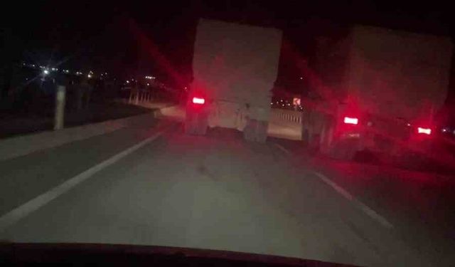 Trafikte 100'ü bulan hızla yarışan kamyonların o anları kamerada