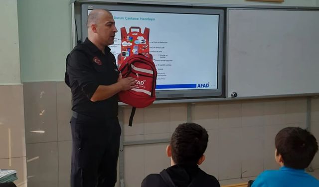 Niğde’de öğrencilere afet farkındalık eğitimi verildi