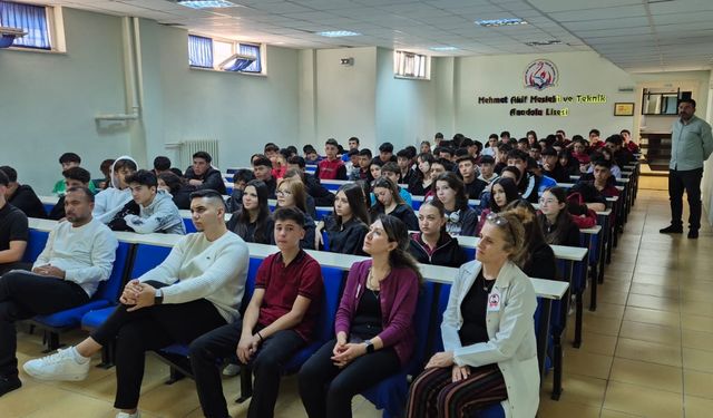 Diksiyon ve etkili iletişim üzerine söyleşi gerçekleştirildi