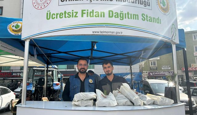 Niğde’de Milli Ağaçlandırma Günü kapsamında fidan dağıtımı