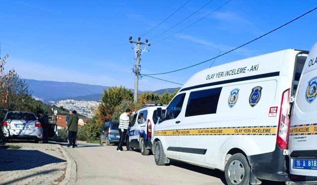 Araç içinde fenalaşan sürücü, hayatını kaybetti