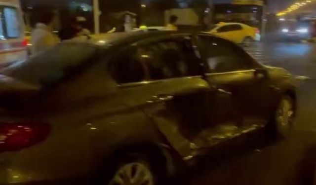 İki otomobil çarpıştı: 2 yaralı