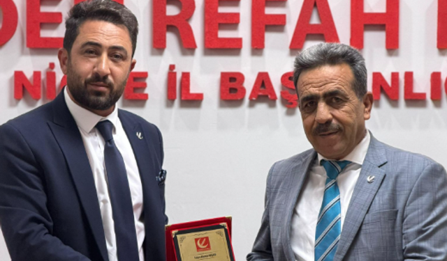 Niğde’de meclis üyesi MHP’den istifa edip Yeniden Refah’a geçti