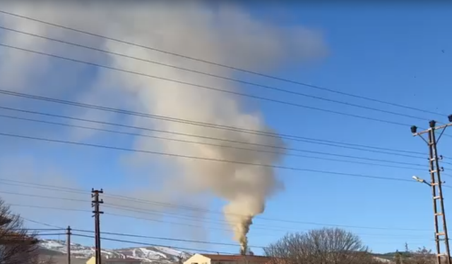 Ulukışla’da yoğun duman vatandaşları rahatsız etti