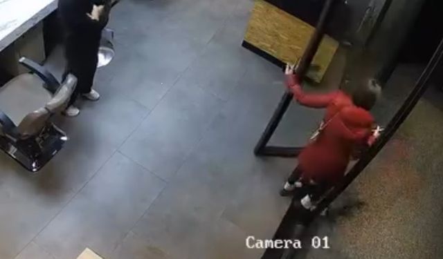 Kuaförde işlem yaptıran kadın 'kartımı arabada unuttum' bahanesiyle kaçtı