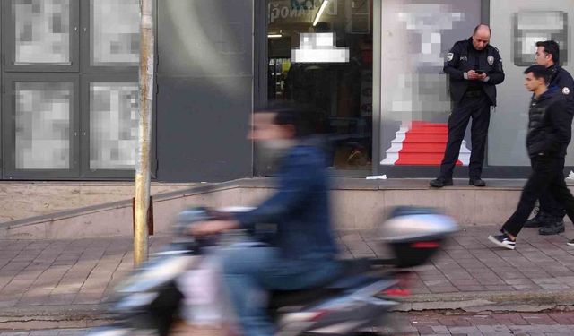 Hırsızlık için girdiği markette 3 çalışanı bıçakla yaraladı