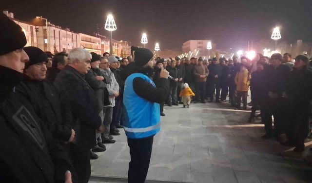 Umre yolcuları dualarla uğurlandı