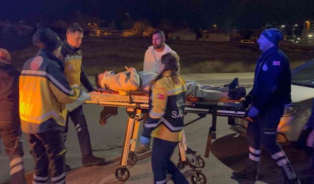 Kaza yapan alkollü sürücü, 'Gazeteci çekerse üflemem' diyerek, ekiplere zorluk çıkardı