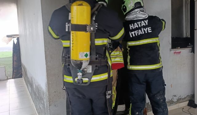 Kumlu'da müstakil ev yangını