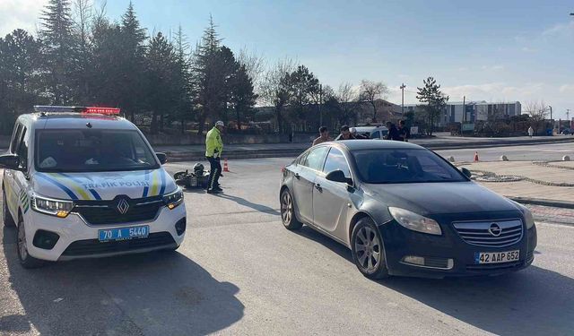 Otomobille çarpışan motosikletli yaralandı
