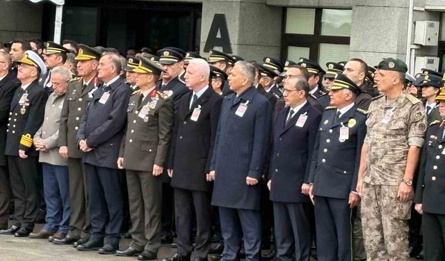 Şehit polis memuru Emre Albayrak için İstanbul İl Emniyet Müdürlüğünde tören düzenlendi