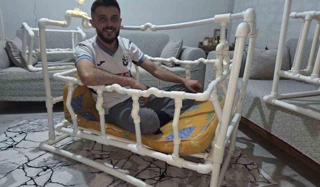 Tesisatçıdan borudan beşik: İçine girip test etti, viral oldu