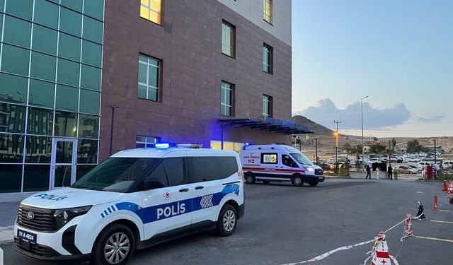 Niğde'de tavuk döner yiyen 3 öğrenci hastaneye kaldırıldı!