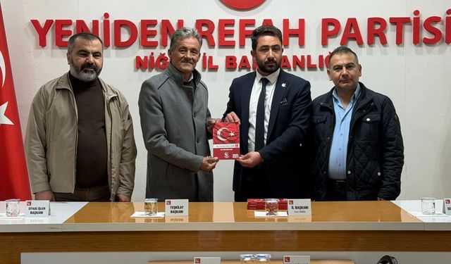 Niğde’de Esnaf Temsilcileri ile Yeniden Refah Partisi İl Başkanı bir araya geldi