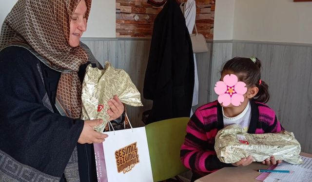 Saadet Partisi Kadın Kolları'ndan Engelliler Günü’nde anlamlı ziyaret