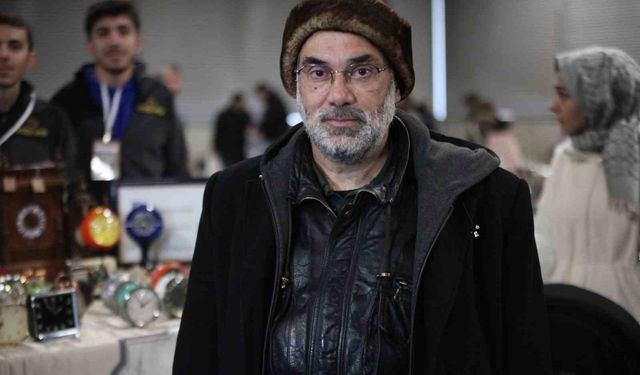 Bu pazarda tezgahtakiler geçmişe götürüyor