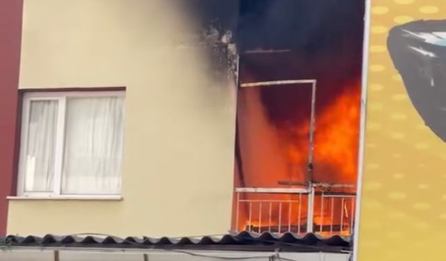 Yangında ev alevlere teslim oldu