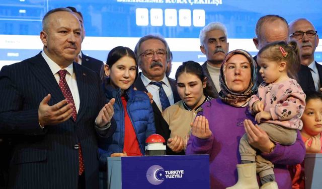 2 bin 368 konutun kura çekilişi yapıldı