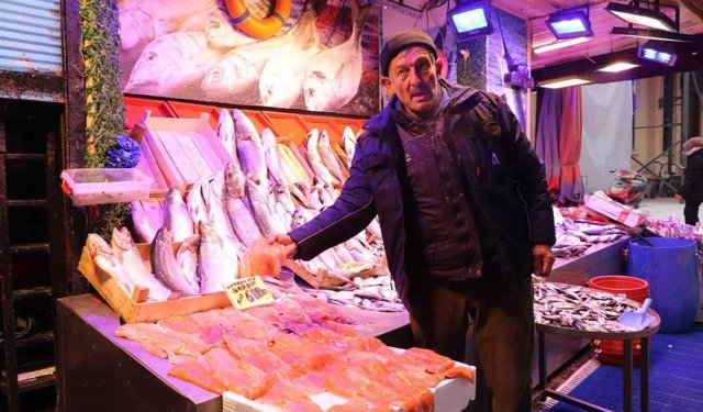 Soğuk havalar, balık tezgahlarını da vurdu