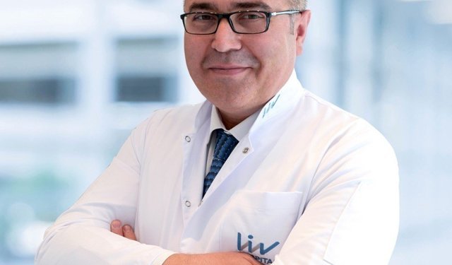 Uzmanı uyardı: 'El ve ayaklarda ani mavi-mor renk değişimlerine dikkat'