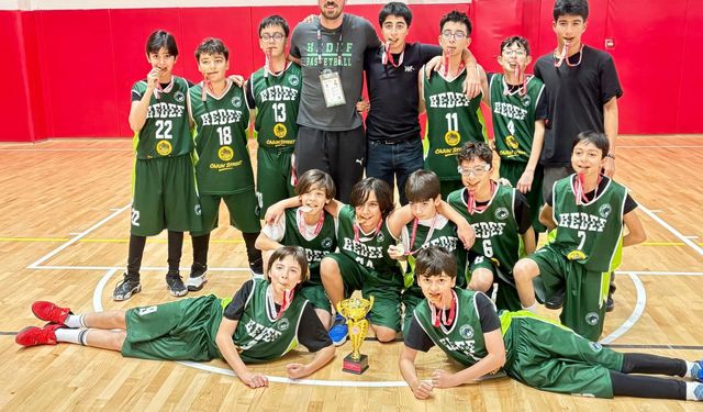Niğde Hedef Basketbol U14 Erkek Takımı şampiyon oldu