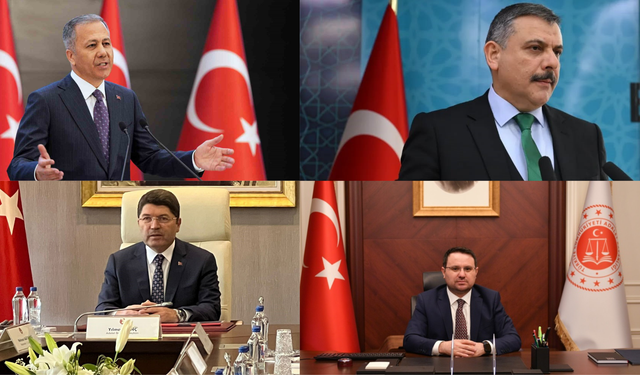 Kabinede görev değişikliği :2 bakan değişti
