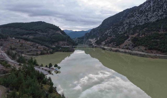 Yükselen su seviyesi yüz güldürüyor