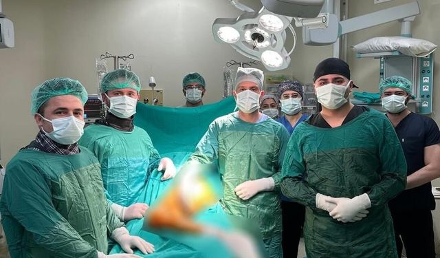 Kalça kemiği kırılan 91 yaşındaki hasta, yeniden ayağa kalktı