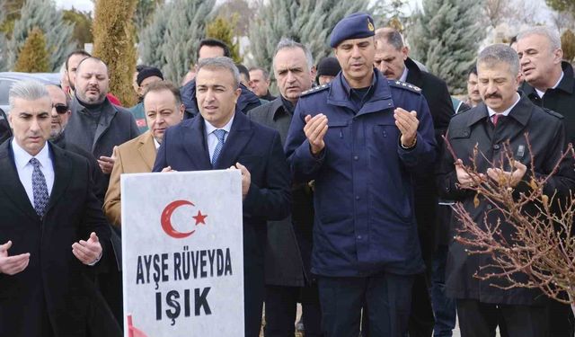 Depremde hayatını kaybedenler için anma programı düzenlendi