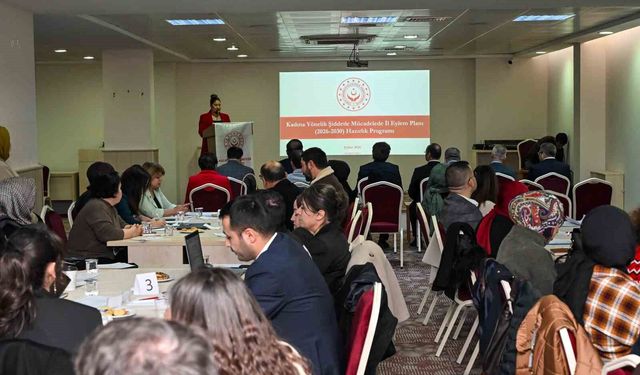 KMÜ'de kadına yönelik şiddetle mücadele çalıştayı düzenlendi