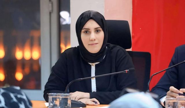 AK Parti Niğde Kadın Kolları Başkanı Özkul görevinden istifa etti