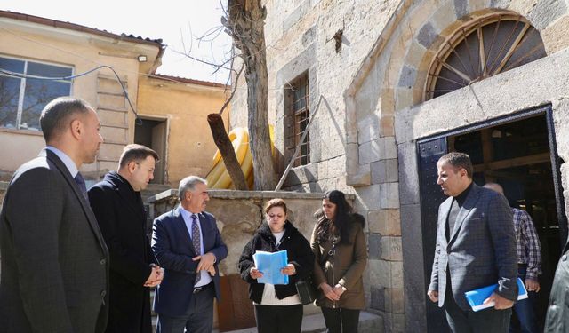 Vali Akmeşe Tarihi Fertek Hamamı’nda inceleme yaptı