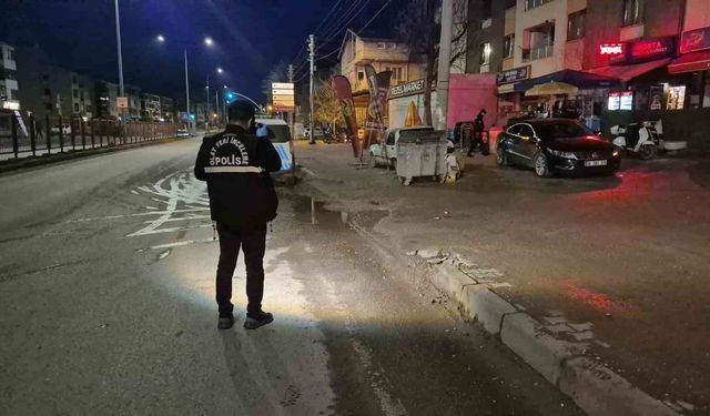 Alacak verecek kavgası kanlı bitti: 2 yaralı