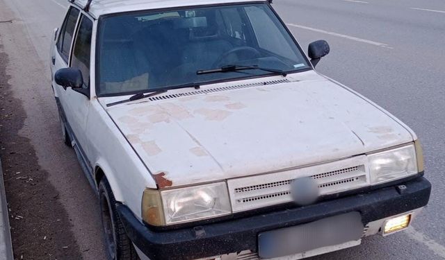 Eskişehir'de oto hırsızları polisten kaçamadı