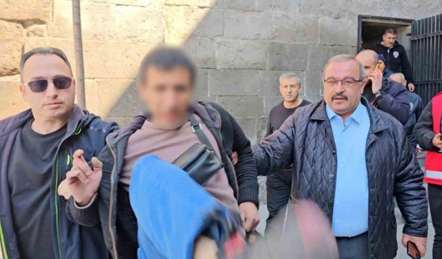 İntihardan vazgeçti, gazeteciye saldırdı