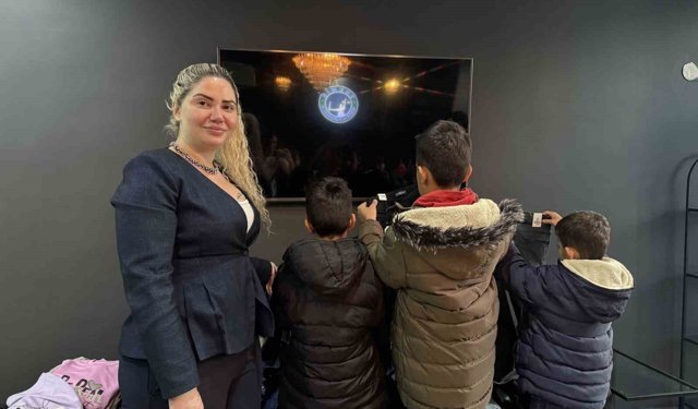 Hayırsever iş adamlarından ihtiyaç sahibi çocuklara bayramlık hediye