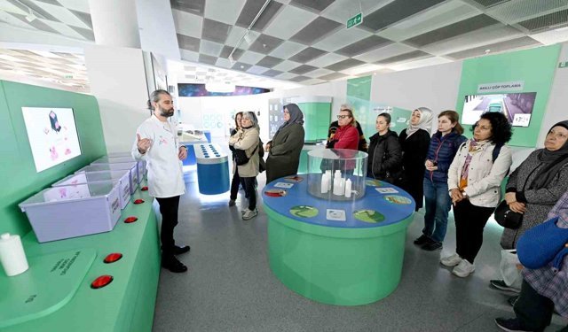 Tekstil atıkları kadın emeğiyle yeniden hayat buluyor