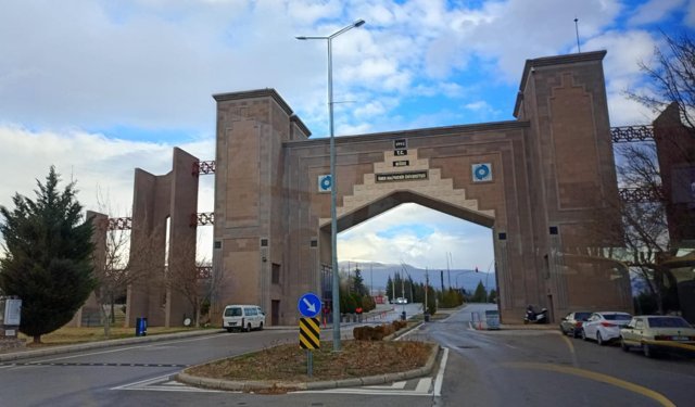 NÖHÜ’de Disiplinler Arası Tezli Yüksek Lisans Programı açıldı