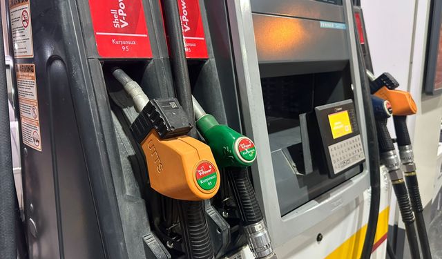 Sürücüleri üzecek haber: Akaryakıta bir zam daha