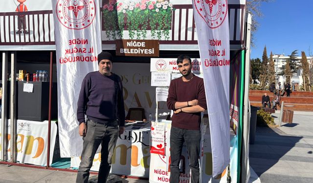 Niğde’de Ramazan Sokağı’nda sağlık standı kuruldu