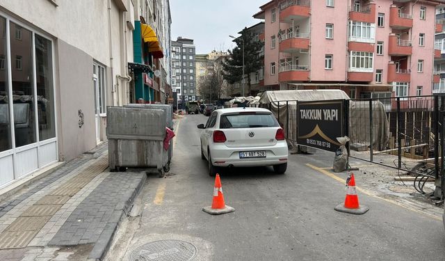Niğde’de o sokak trafiğe kapatıldı